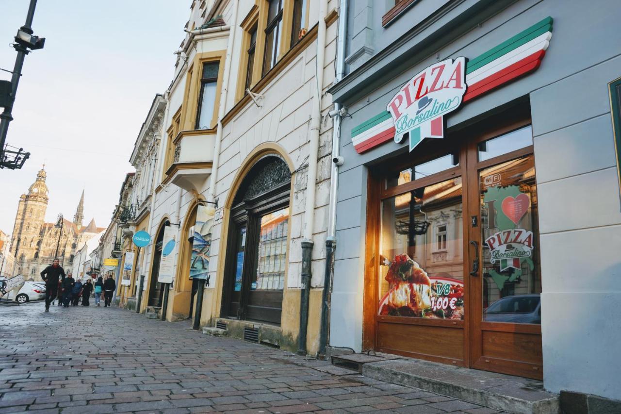 Studio Ela Centre Košice Buitenkant foto
